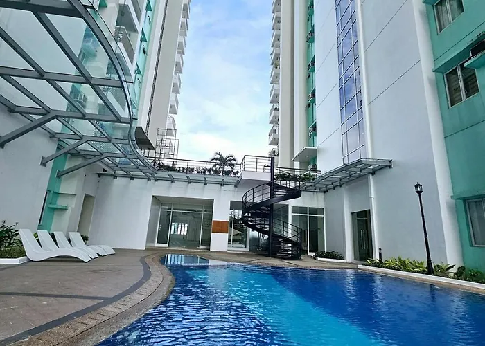 3br, 5 Beds, With Pool, Wifi, Netflix, Parking Manila