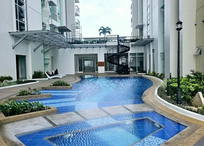 3br, 5 Beds, With Pool, Wifi, Netflix, Parking Manila