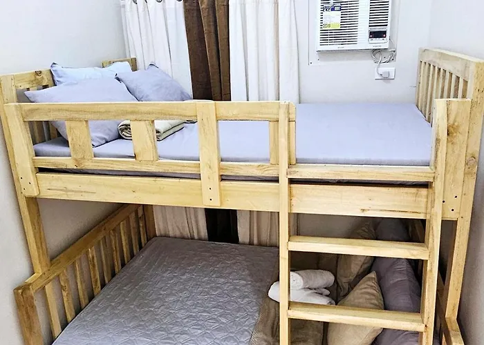 3br, 5 Beds, With Pool, Wifi, Netflix, Parking Manila