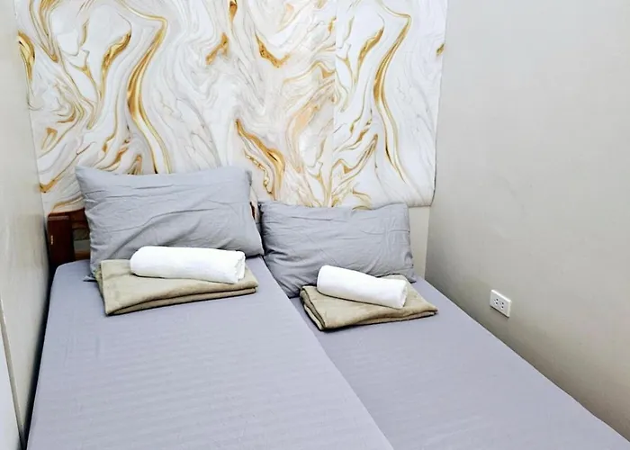 3br, 5 Beds, With Pool, Wifi, Netflix, Parking Apartment *