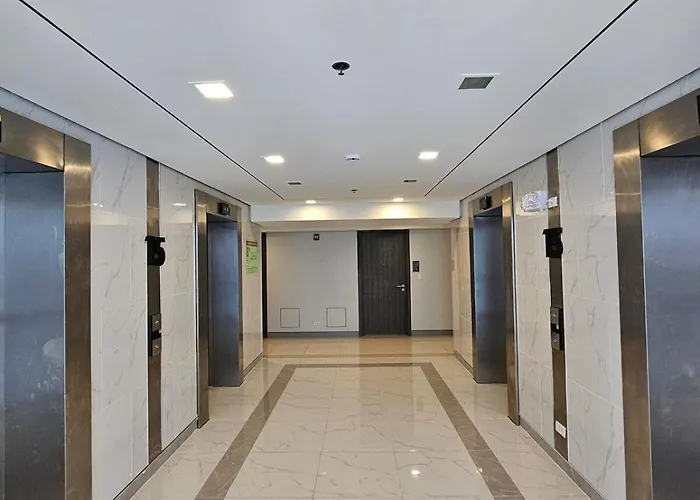 3br, 5 Beds, With Pool, Wifi, Netflix, Parking *